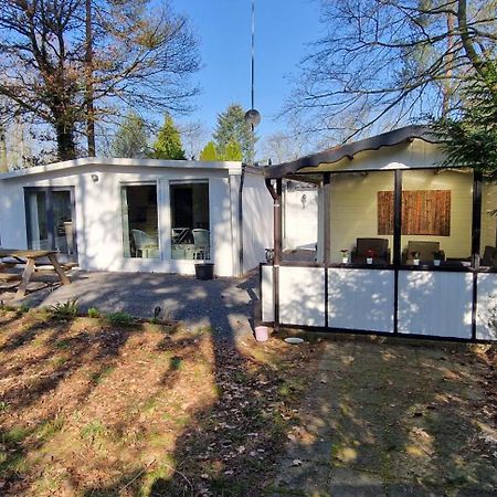 "Dennenhuisje" Op Bospark Ijsselheide Hattemerbroek Bagian luar foto